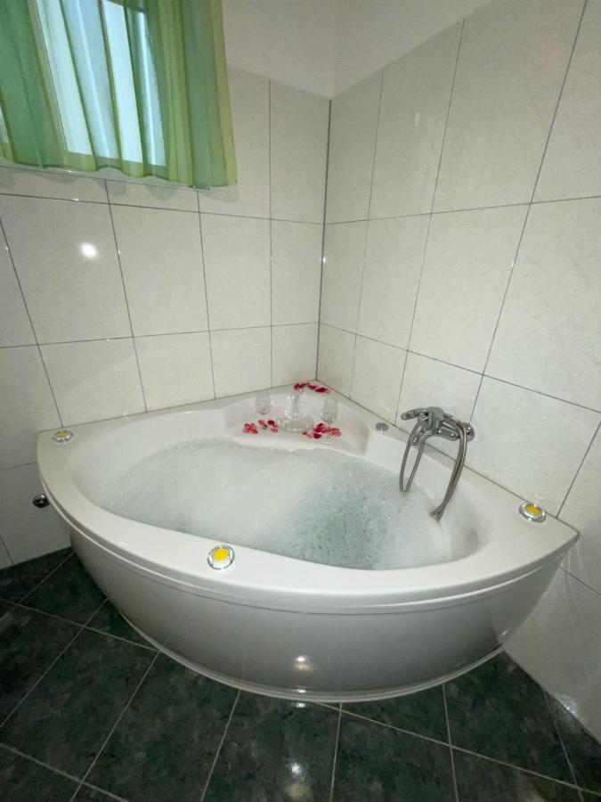 Apartman Varea Ližnjan Extérieur photo